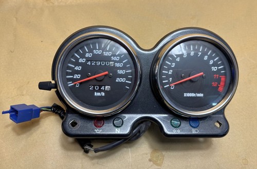 Suzuki gs500 cockpit - suzuki, gs500(wvbk)